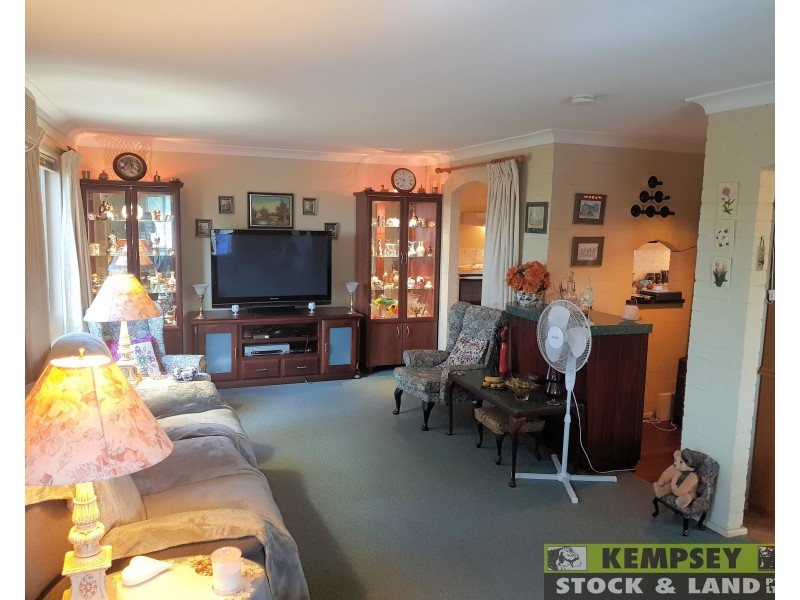 140 North St, West Kempsey NSW 2440