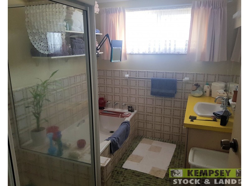 140 North St, West Kempsey NSW 2440