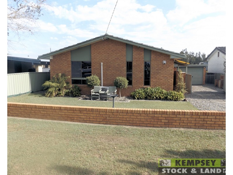 140 North St, West Kempsey NSW 2440