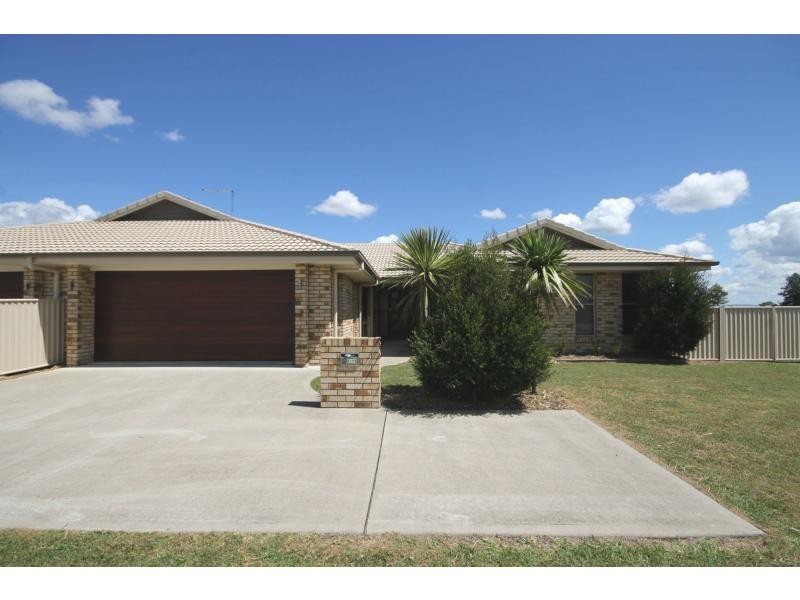 Duplex 2/15 Angus Drive, Junction Hill NSW 2460
