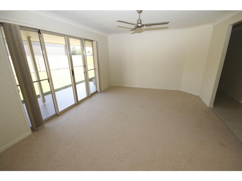 Duplex 2/15 Angus Drive, Junction Hill NSW 2460