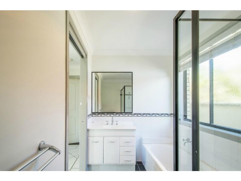 18 Poplar Drive, Grafton NSW 2460