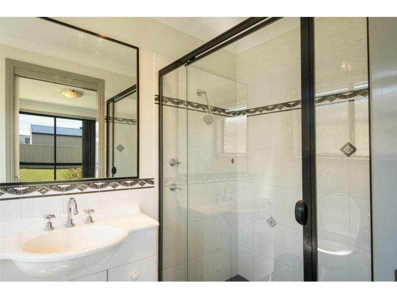 18 Poplar Drive, Grafton NSW 2460