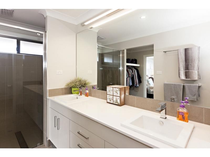 16 Daniels Close, South Grafton NSW 2460