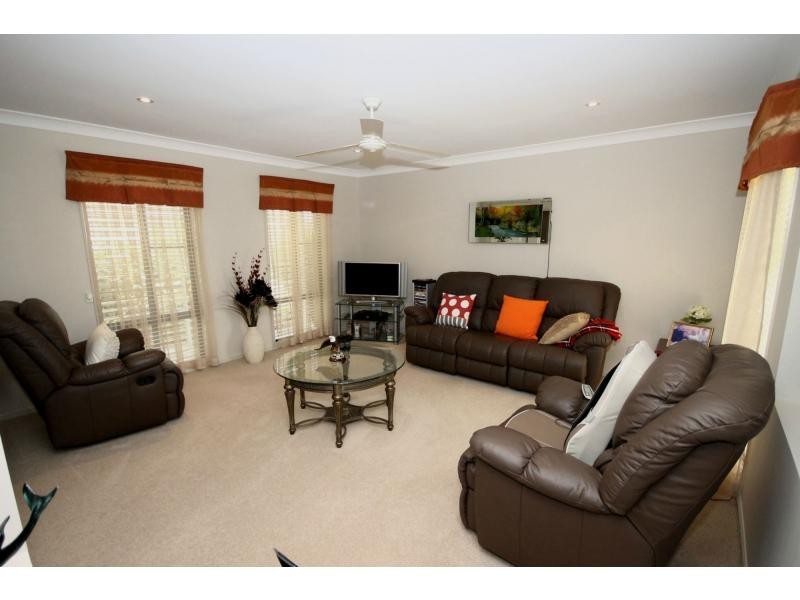 2 Angus Drive, Junction Hill NSW 2460