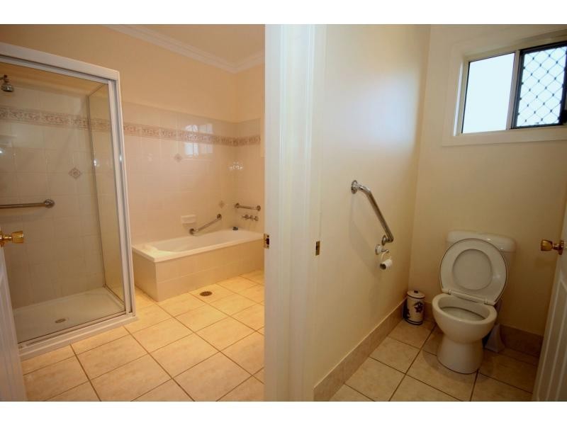 2/162 Pound Street, Grafton NSW 2460