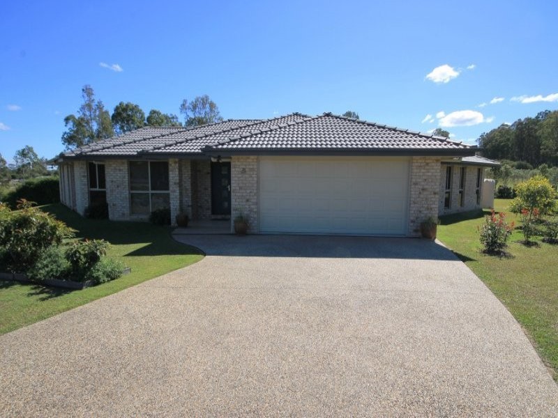 35 Silky Oak Close, Lawrence NSW 2460