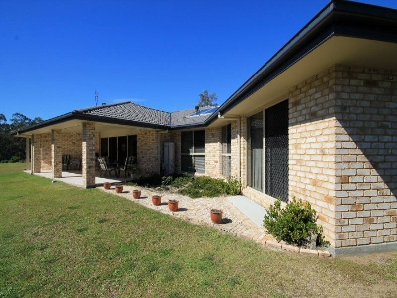 35 Silky Oak Close, Lawrence NSW 2460