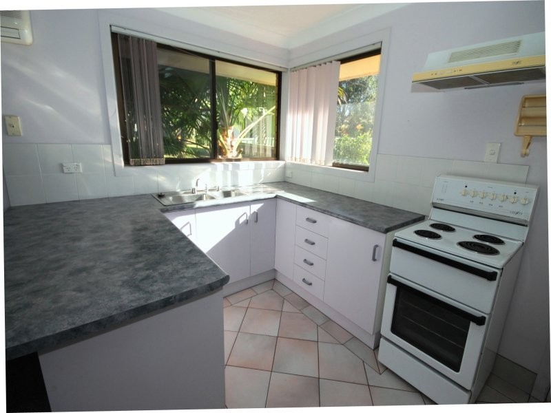 Unit 1/30 Figtree Avenue, Junction Hill NSW 2460