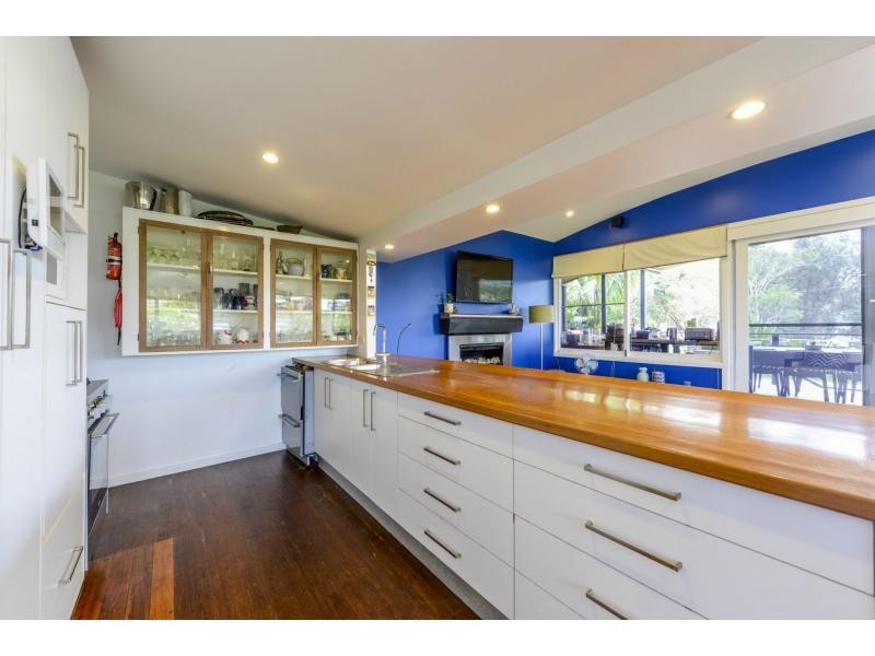 16 Lawson Street, Red Rock NSW 2456