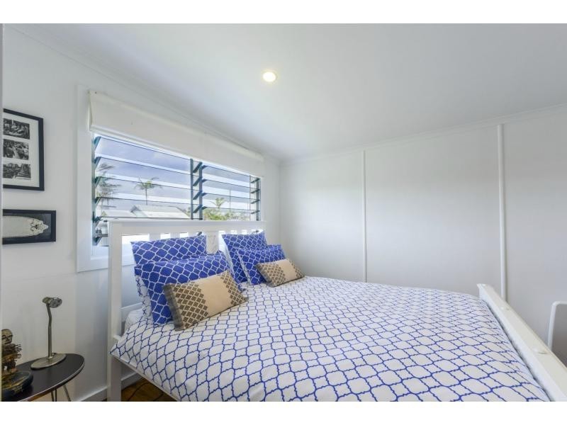 16 Lawson Street, Red Rock NSW 2456