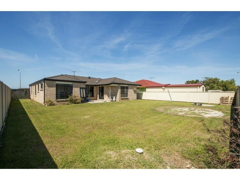 18 Poplar Drive, Grafton NSW 2460