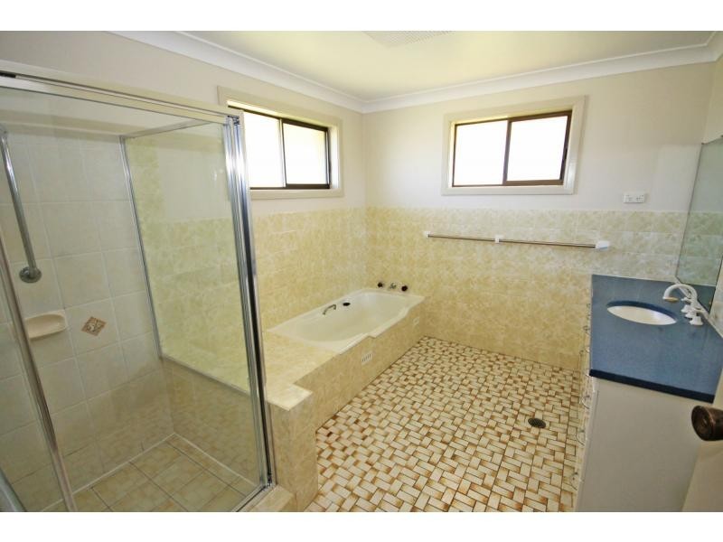 9 Trenayr Close, Junction Hill NSW 2460