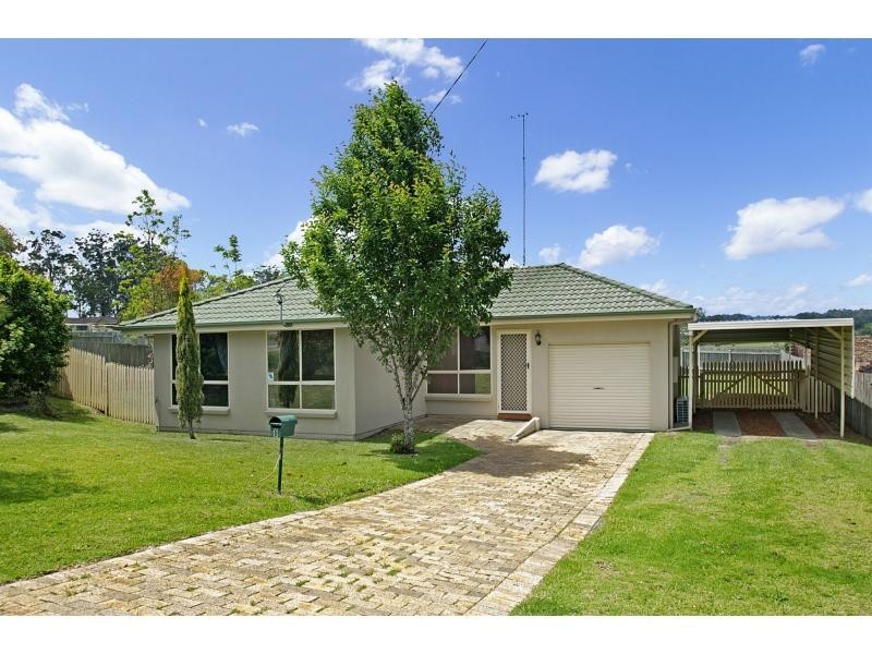 8 Yarrat Place, Wauchope NSW 2446