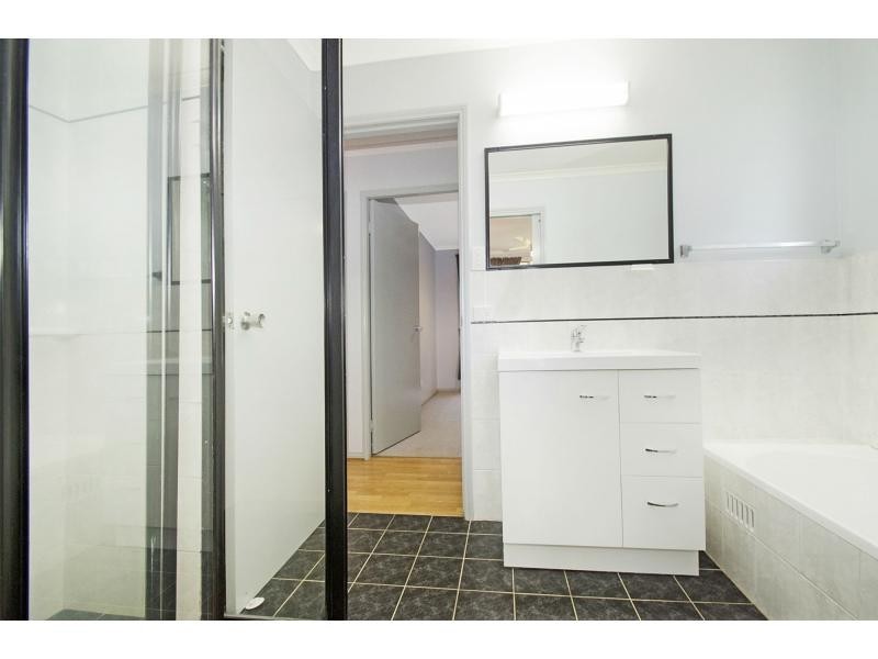 8 Yarrat Place, Wauchope NSW 2446