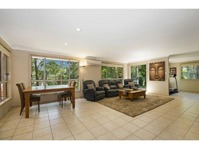16 Tall Timber Road, Lake Innes NSW 2446
