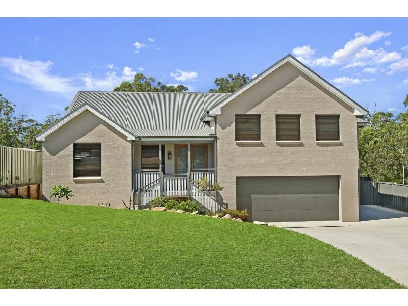 2 Riverbreeze Drive, Wauchope NSW 2446