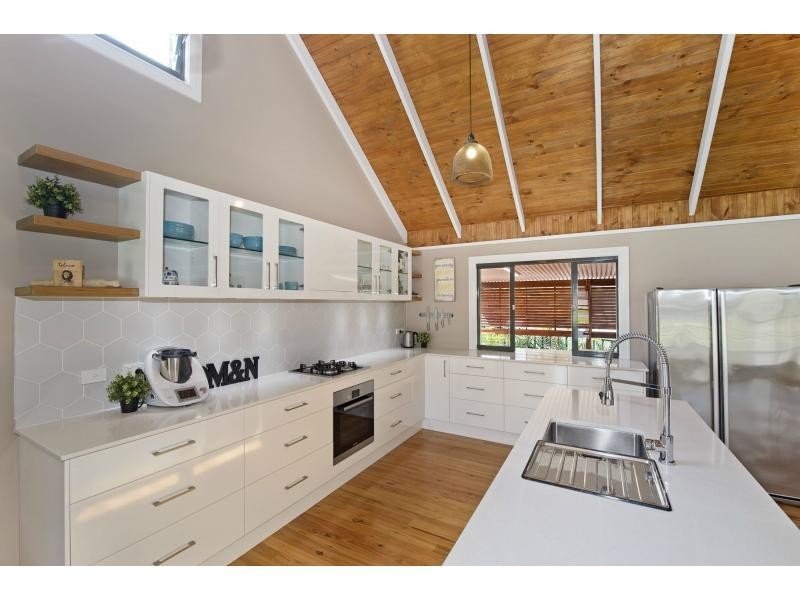 2 Riverbreeze Drive, Wauchope NSW 2446