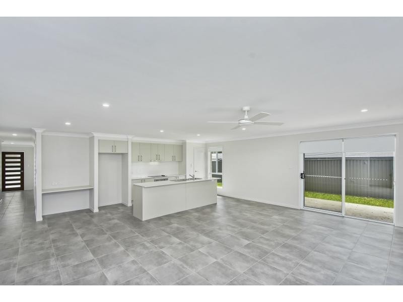 11 Rosemary Avenue, Wauchope NSW 2446