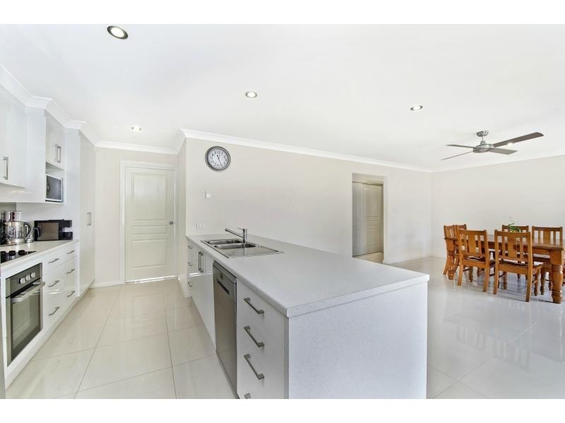 17 Jocks Place, Wauchope NSW 2446