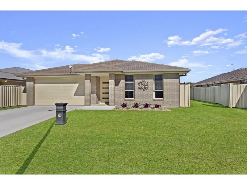 17 Jocks Place, Wauchope NSW 2446