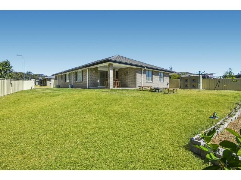 2 Carpenter Street, Wauchope NSW 2446