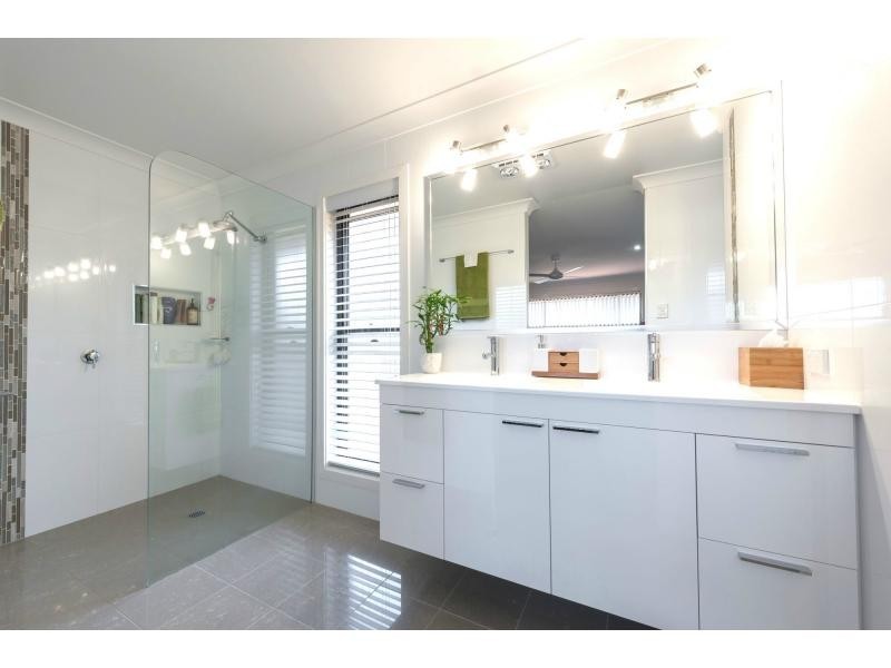 97 Emerald Drive, Port Macquarie NSW 2444