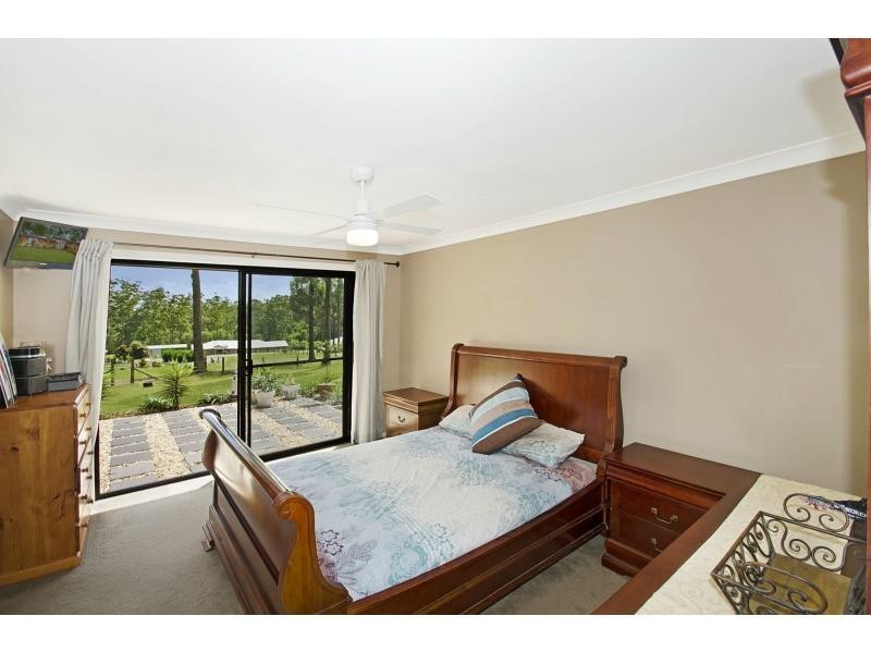 22 Kingaree Place, King Creek NSW 2446