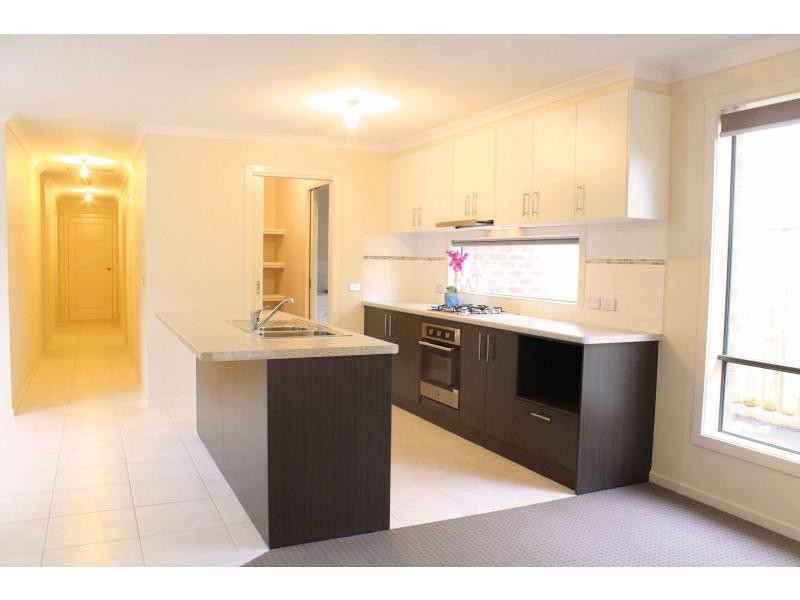 L342 Blacksmith Way, Clyde North VIC 3978