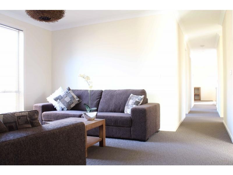 L5 Fernway Boulevard, Clyde North VIC 3978