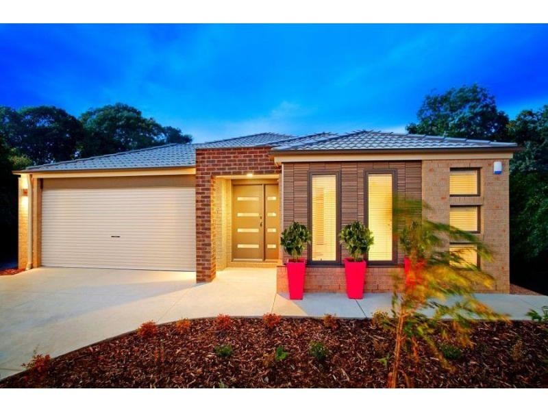 L2009 Palamino Avenue, Clyde North VIC 3978