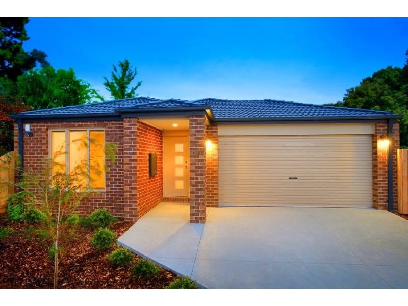 L2044 Yearling Crescent, Clyde North VIC 3978