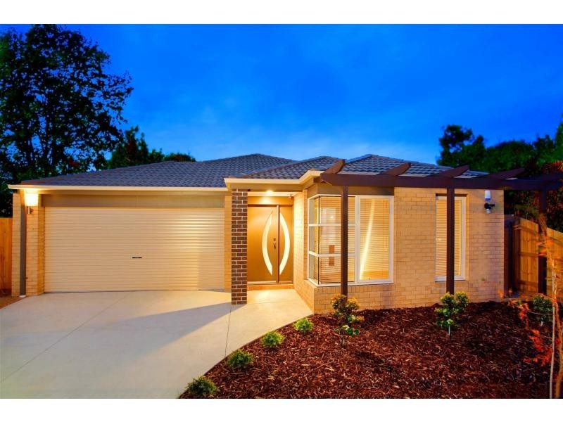 L2043 Yearling Crescent, Clyde North VIC 3978