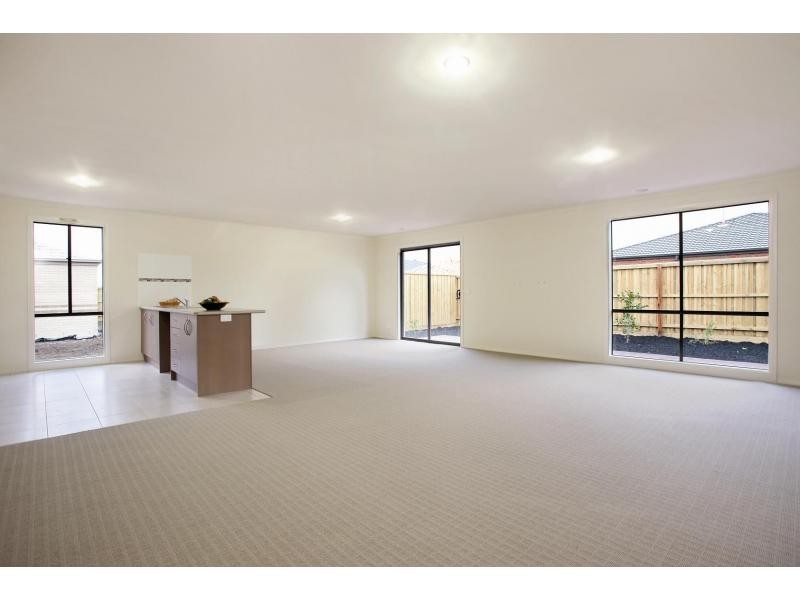 L118 DIAMOND Drive, Koo Wee Rup VIC 3981