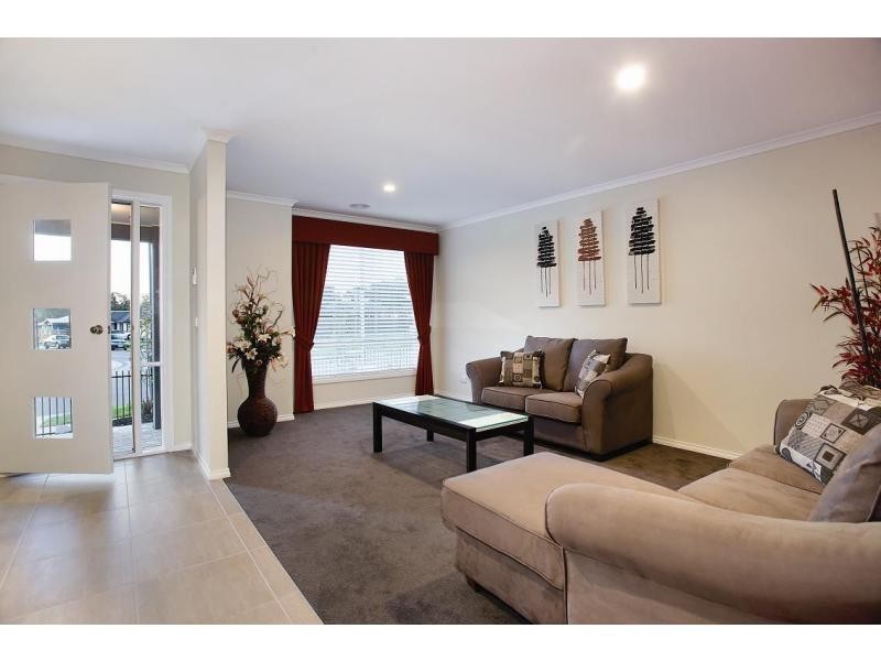 L208 Grow Boulevard, Cranbourne VIC 3977