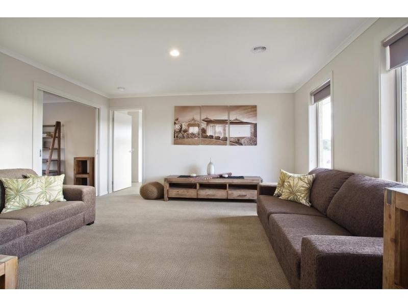 L534 Greendale Boulevard, Pakenham VIC 3810