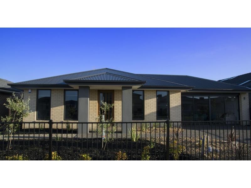 L101 East Boulevard, East Estate, Cranbourne East VIC 3977