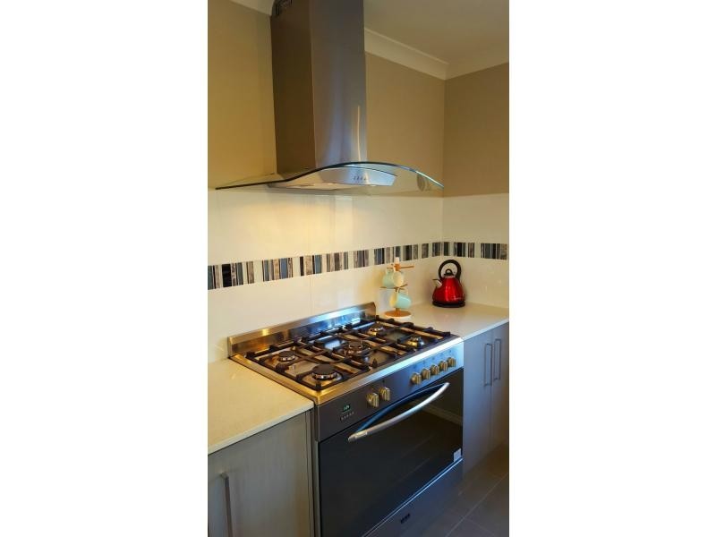 L14 Emily Promenade, Bentley Park, Clyde North VIC 3978