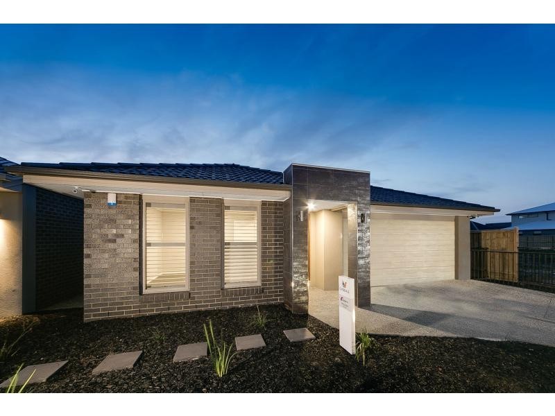 L1557 Beacon Drive, Tulliallan Estate, Cranbourne North VIC 3977