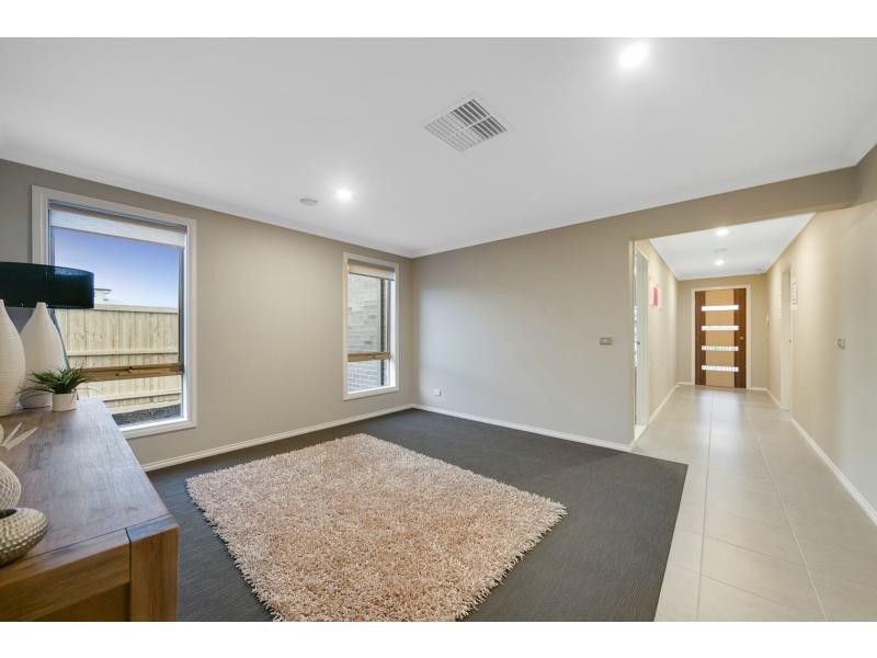 L639 Brand New Meridian Estate, Clyde North VIC 3978