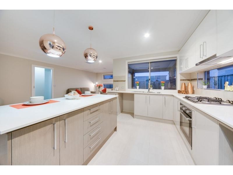 L638 Babylon Crescent, St Germain, Clyde North VIC 3978