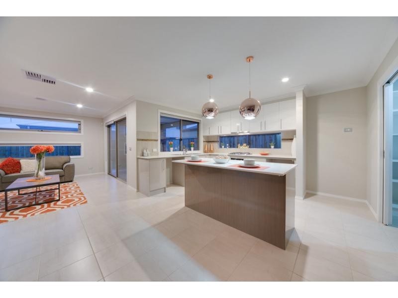 L638 Babylon Crescent, St Germain, Clyde North VIC 3978