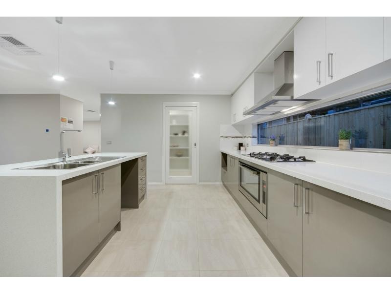 L418 East Estate , East Estate, Cranbourne East VIC 3977