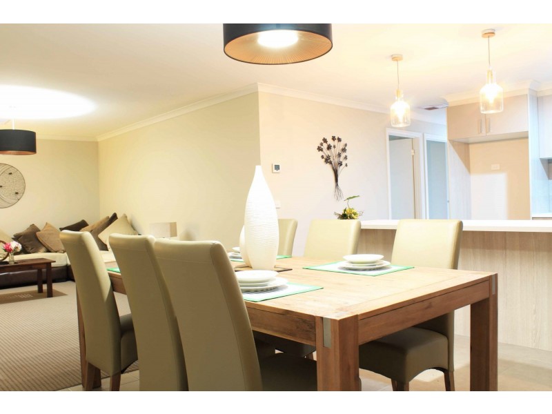 6 Hardwick Place, Officer VIC 3809