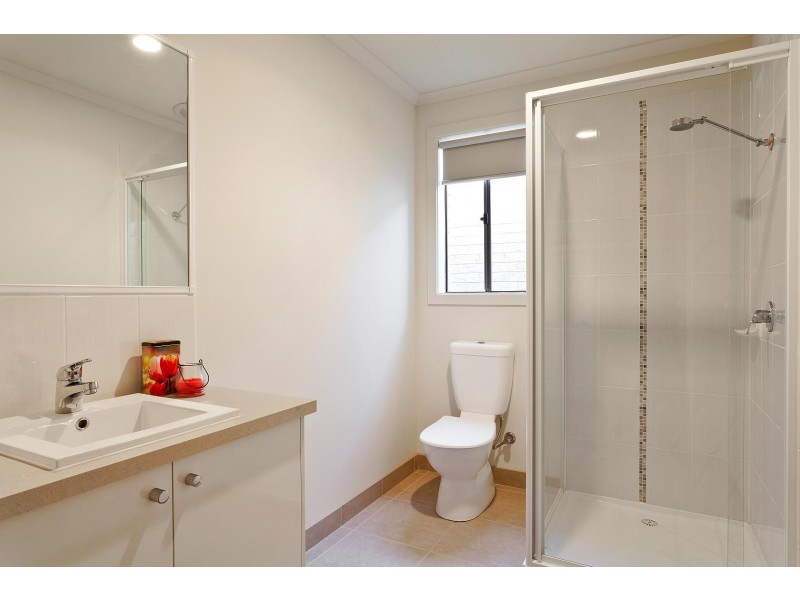 - EMERALD DESIGN St, Cranbourne VIC 3977