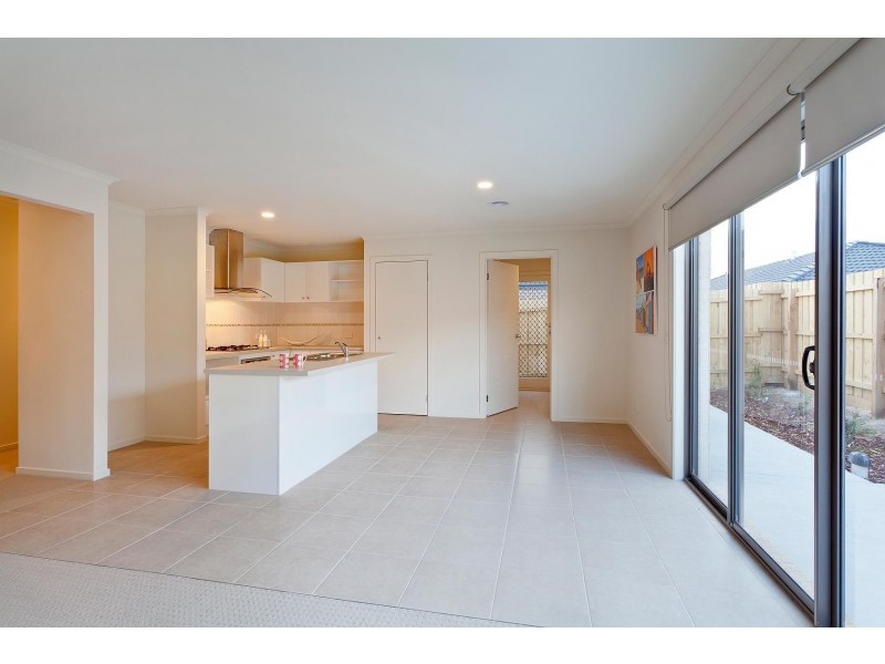 107 Fairhaven Boulevard, Cranbourne VIC 3977