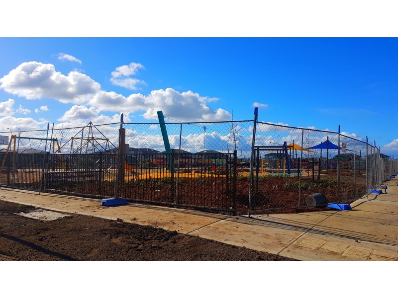 Lot 543 Heather Grove St, Clyde North VIC 3978