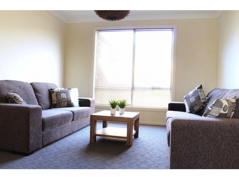 343 East Boulevard, Cranbourne East VIC 3977