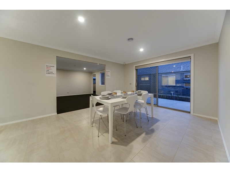 1126 Meridian Estate, Clyde North VIC 3978