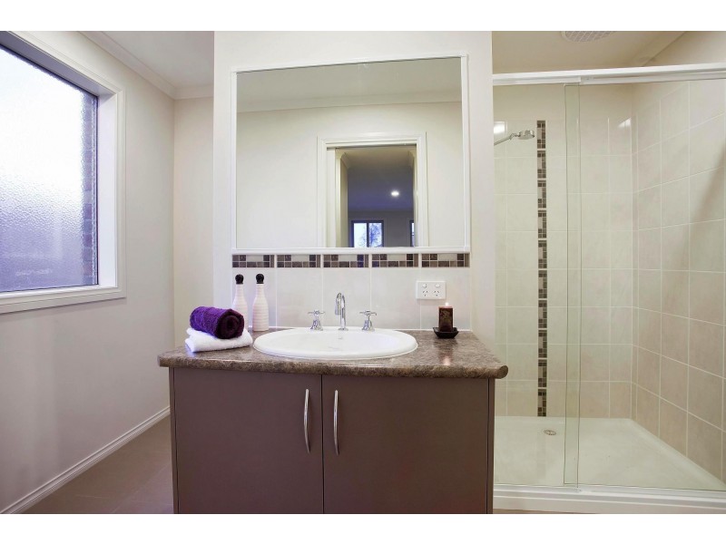 Lot 4 SILVERSTONE Drive, Cowes VIC 3922